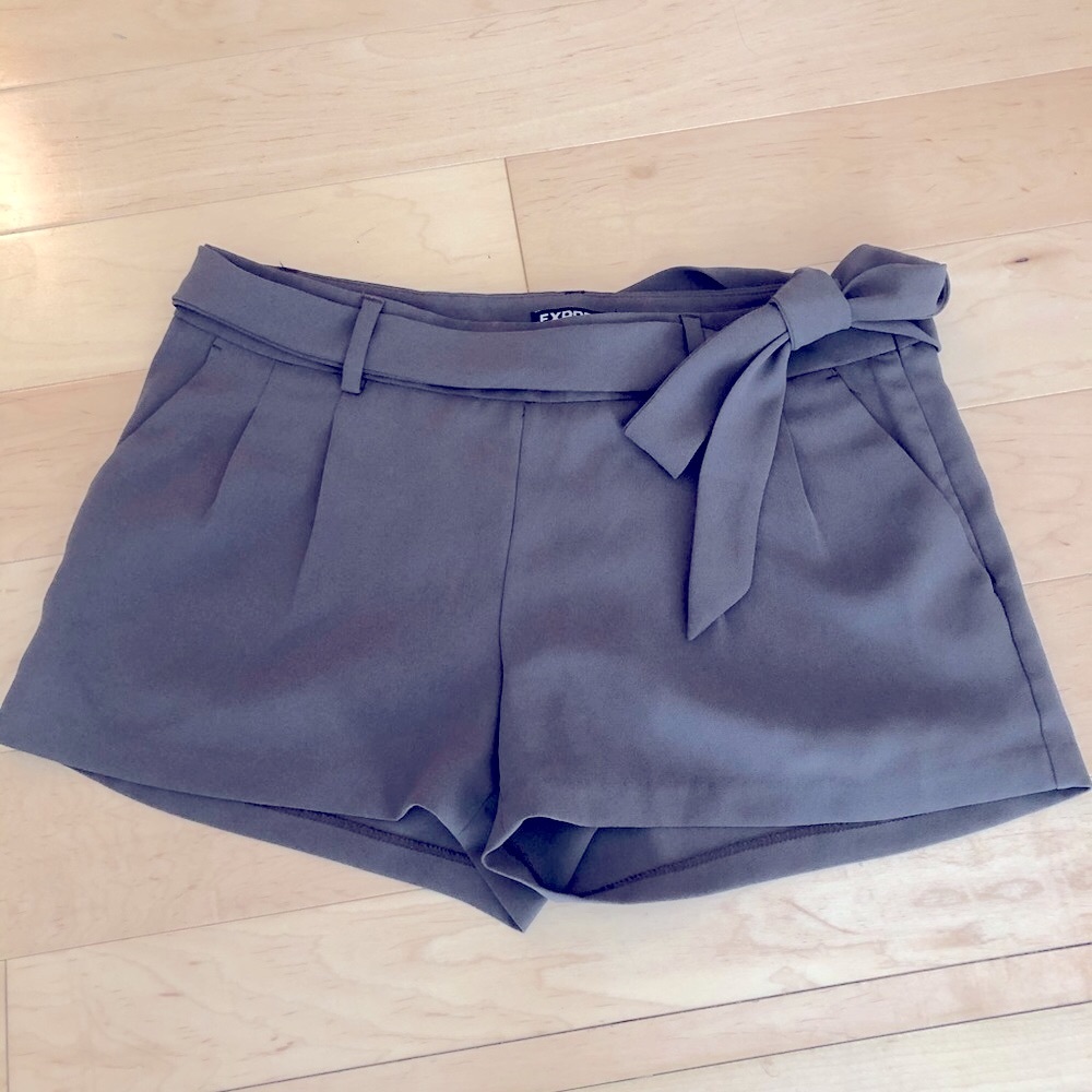 Express shorts sz 4